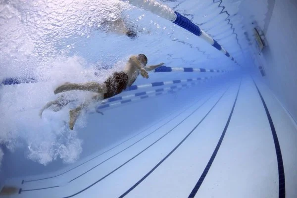 swimmer underwater